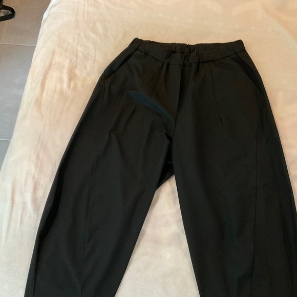 Black barrel leg trouser by Paolo Tricot in size small - Picture 2 of 7